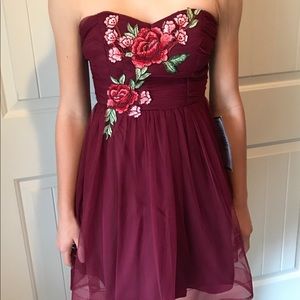 Party dress size 1/2 burgundy